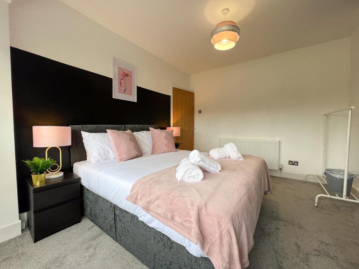 Sheldon House 3 Bed Cosy Home Nr Jlr & Nec Exterior photo